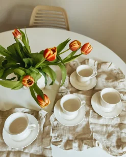 Zestaw 4 filiżanek ze spodkami ELDERBERRY Porcelana Biały