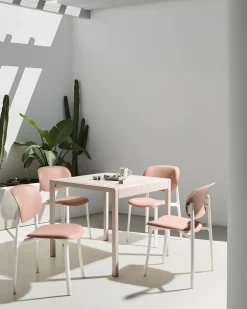 Zestaw 4 krzeseł ogrodowych MUSANO Pastelowy róż