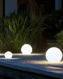 Zestaw 3 kul ogrodowych solarnych LED LOBAINA Z pilotem Biały