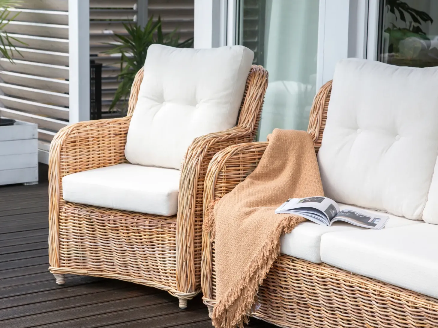 Zestaw ogrodowy dla 5 osób ALESSANO Naturalny Rattan