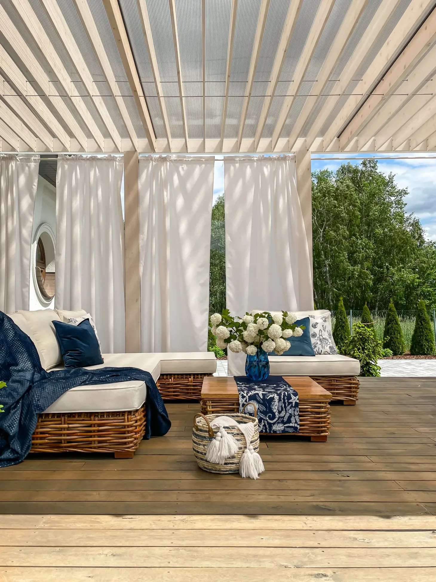 Zestaw ogrodowy ze stolikiem dla 4 osób VARALLO Lewostronny Naturalny Rattan Modułowy