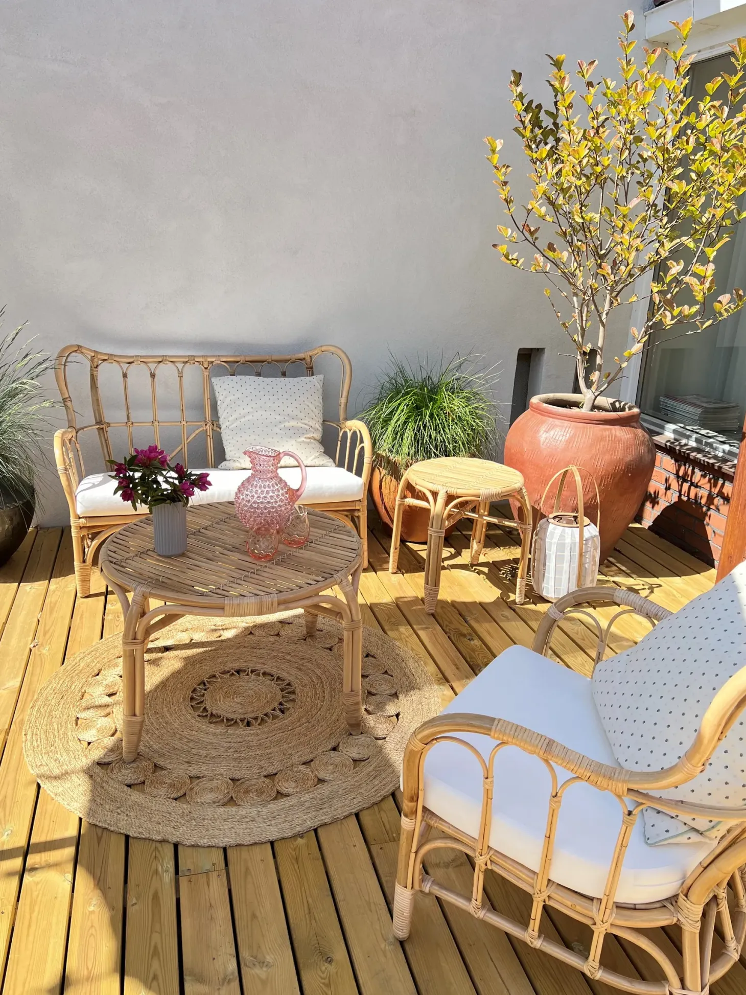 Zestaw ogrodowy ze stolikiem dla 4 osób BRINDISI Naturalny Rattan