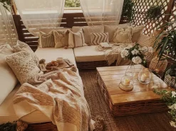 Zestaw ogrodowy ze stolikiem dla 4 osób VARALLO Prawostronny Naturalny Rattan Modułowy
