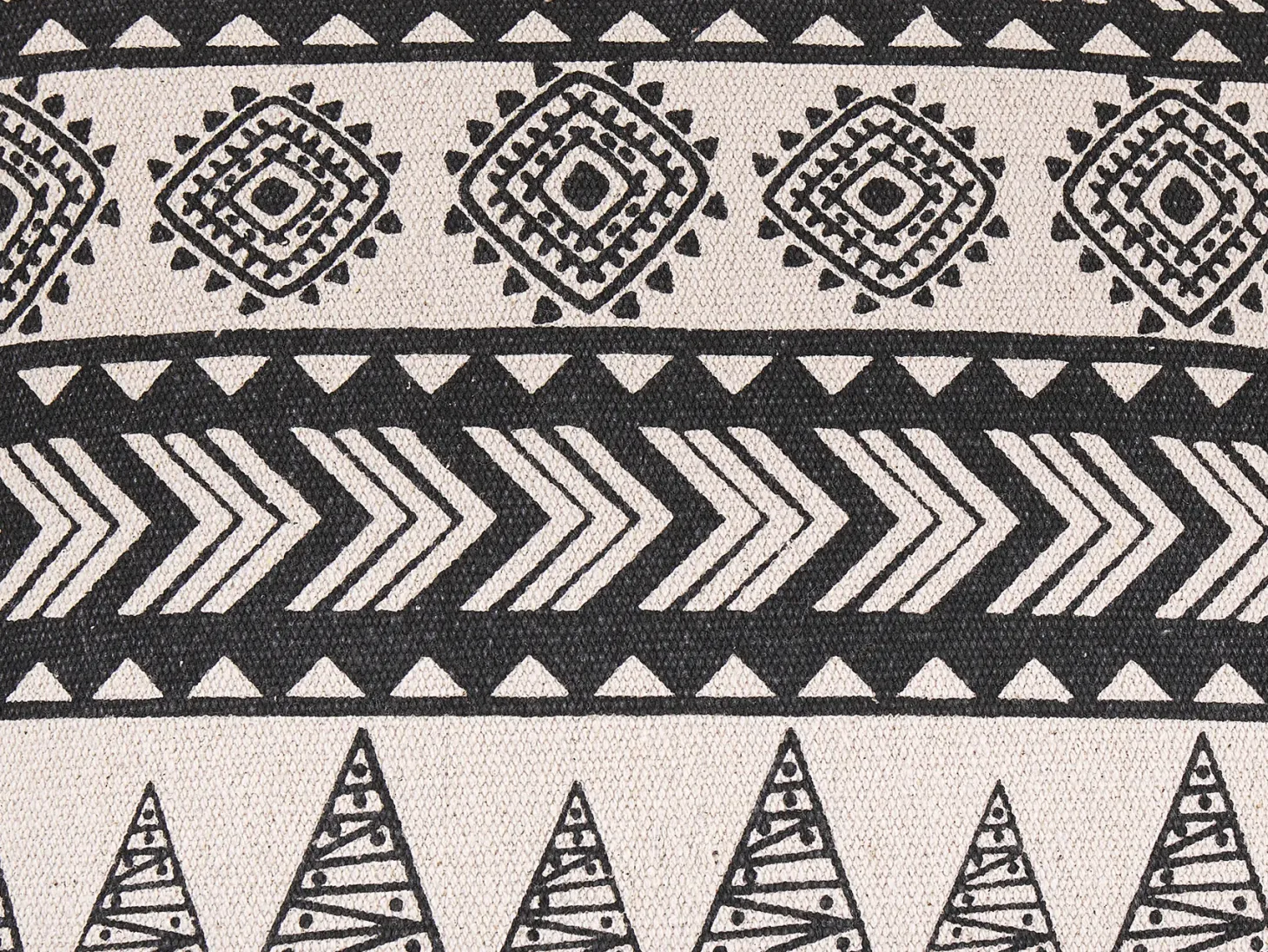 Zestaw 2 poduszek dekoracyjnych HENTEPE Bawełna 45 x 45 cm Czarny Wzór geometryczny