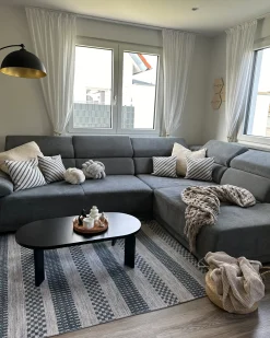 Zestaw 2 poduszek dekoracyjnych LEUZEA Boucle 60 x 60 cm Beżowy Jednolity