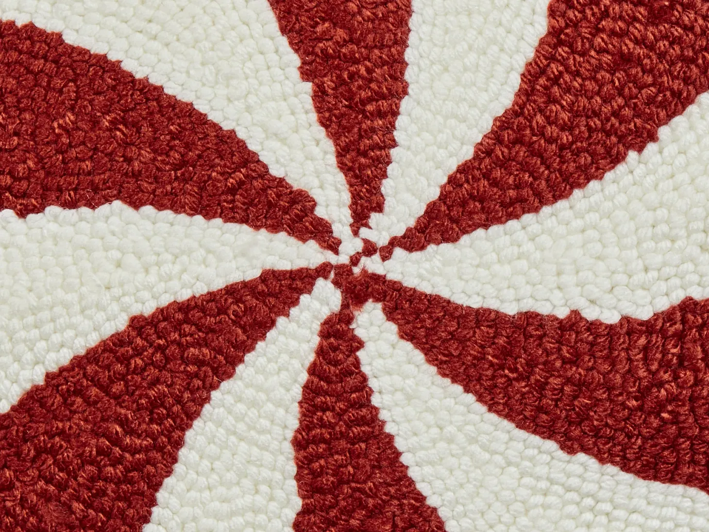 Zestaw 2 poduszek dekoracyjnych SWIRL CANDY Boucle 40 x 40 cm Czerwony