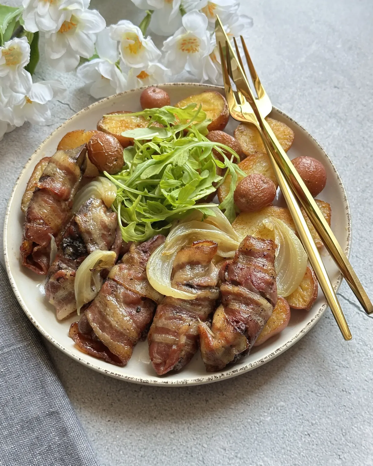 Zestaw sztućców 30 elementów RIGATONI Złoty